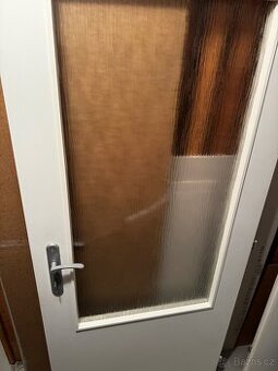 Interiérové dveře prosklené 80cm pravé včetně kování