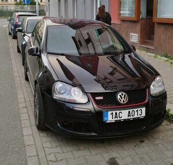 Volkswagen Golf GTI Edition 30