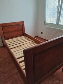Masivní XXXL dřevěnou postel