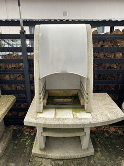 Zahradní betonový krb Norman Inca nerezová střecha