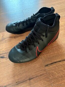 Dětské kopačky Nike MERCURIAL vel. 33,5