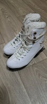 Dívčí brusle velikost EU 35 / 21,5m