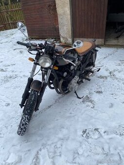Suzuki GS 750 D rv 1984 úprava cafe racer