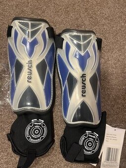 Fotbalové chrániče Reusch vel. L