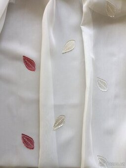 Záclona s lístečky D 160 cm, Š 290 cm