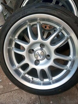 Celá kola s pneu 215/40 r16 (rozteč 4x108)