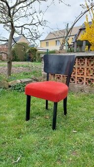 STAROŽITNÉ ŽIDLE a STŮL 60. Léta