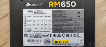 Corsair RM650 - 1