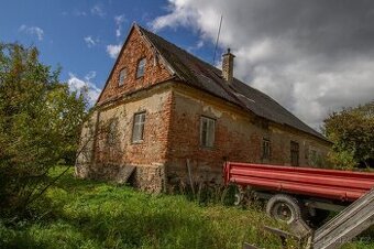 Prodej chalupy 3+1, 533 m2, Strážná