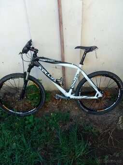 Prodám carbonove horské kolo Kellys raptor