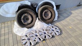 Plechová kola Ford R16 + letní pneu Nokian 2021