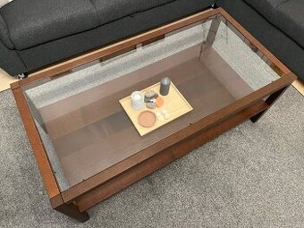 Konferenční stůl IKEA