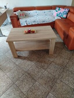 Konferenčný stolik