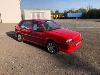 Nissan Sunny N13