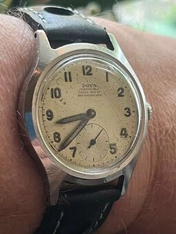 Vzácné hodinky DOXA – 35 mm Borgel pouzdro (jako Patek 565)