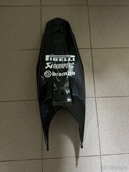 Karbonový kryt podsedlové části KTM Duke 790 890 R L GP