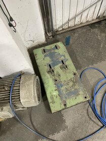 Podstavec na komprosery Orlík