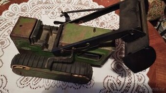 Plechový bagr- stará hračka