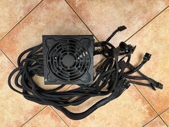 EVGA SuperNOVA 850 G3 – 850W 80 PLUS Gold,modulární zdroj