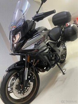 CF MOTO MT700 Premium