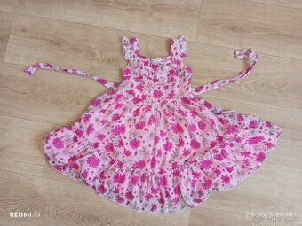 Dívčí šaty a tutu sukýnka