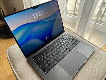 MacBook Pro 14" M3 Pro Space Grey / 18 GB RAM / 512 GB SSD