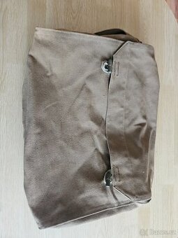 Prodej věcí armády ČSLA