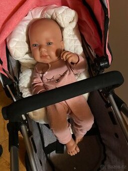 Domeček pro panenky, kočárek, panenka, stan