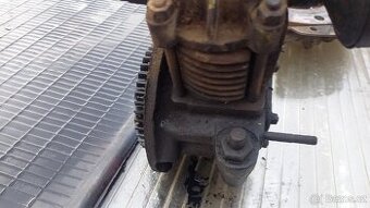 Zetor 25A/ K -kompresor