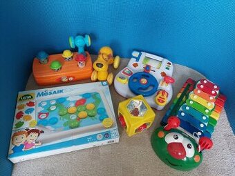 Mix hraček xylofon, kladívko, mozaika, volant, inter.kostka