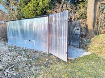 Plechová garáž 3x5m.