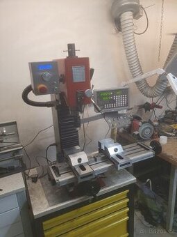 Stolní vrtačka - fréza Sieg SX2.7L s DRO