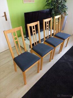 Prodám 4 židle k jídelnímu stolu.