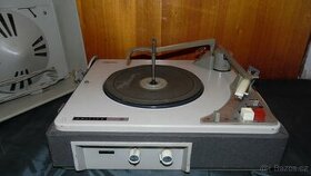 starý automatický gramofon PHILIPS AG-4025 diamond