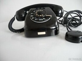 Starý telefon Tesla T65 - 1
