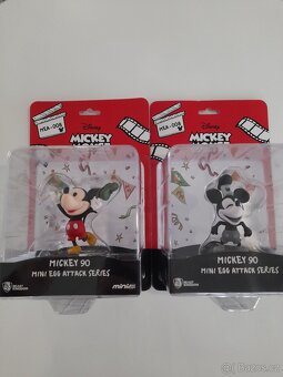 sběratelské figurky Mickey Mouse 90 mini EGG Attack Series