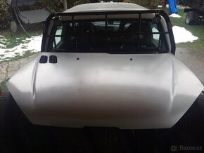 Kapota Peugeot 206