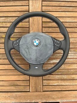 Volant BMW M Sport po repasu – vhodný pro E38