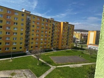 Prodej bytu 2+1  DV. Ustadionu Jirkov