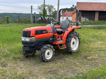 Malotraktor Kubota KL23