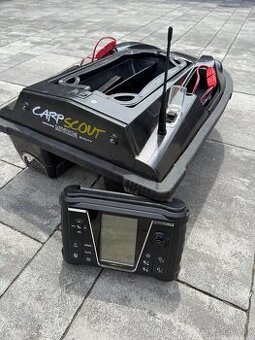 Mivardi CarpScout - Zavážecí lodíčka s Echolotem a GPS - 1