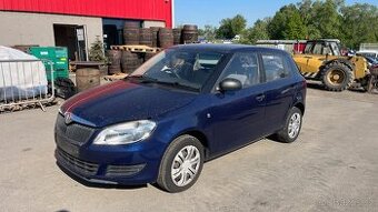 327. Škoda Fabia 2 1.2 CFHA/LNR 9462 Na náhradní díly