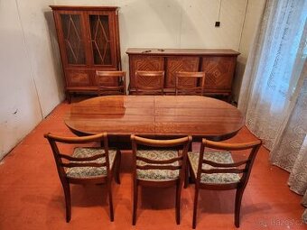Nabytkovy set, komoda, vitrina, stol, stolicky, rok 1981 - 1