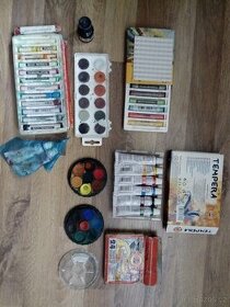 Vodové barvy, tempery, voskovky, tuš