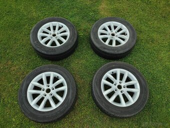 ALU kola + letní pneu VW Passat B8 215/60 R16