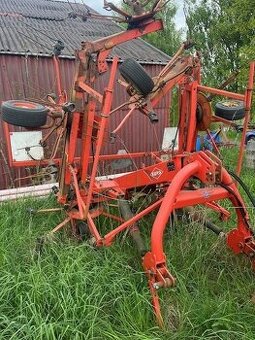Prodám nesený obraceč sena KUHN GF 7802