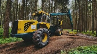 Lesní traktor / vyvážečka HSM 904
