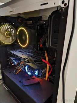 Herní počítač s GeForce 3070