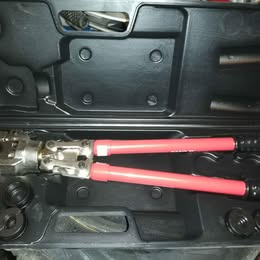Lisovací kleště Yato nové - 1