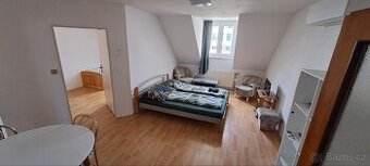 Pronájem bytu 2 + 1 v centru Hodonína